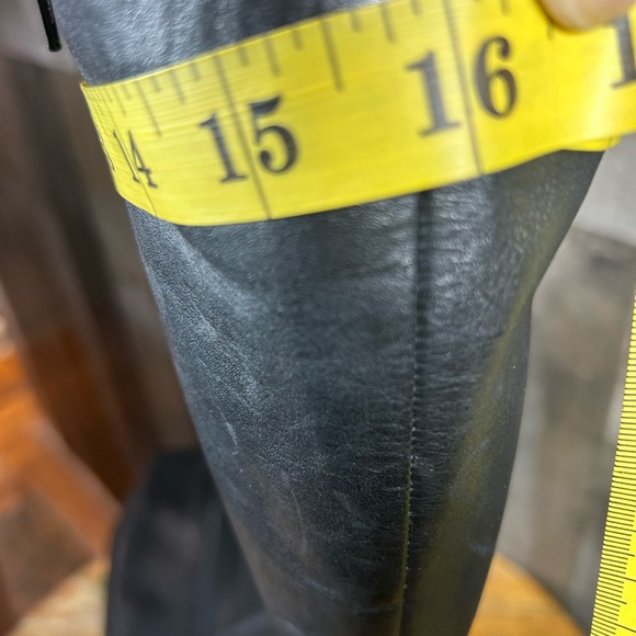 Boots - Picture 13 of 16